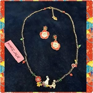 Adorable Betsey Johnson neck & earring set